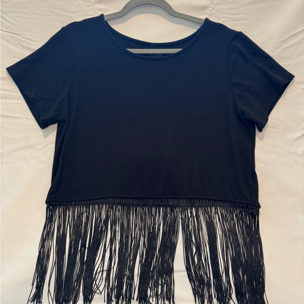 W5 Black Fringe Hem Short Sleeve Top